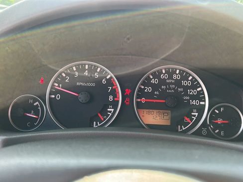 Used 2005 Nissan Xterra SE RWD image 17
