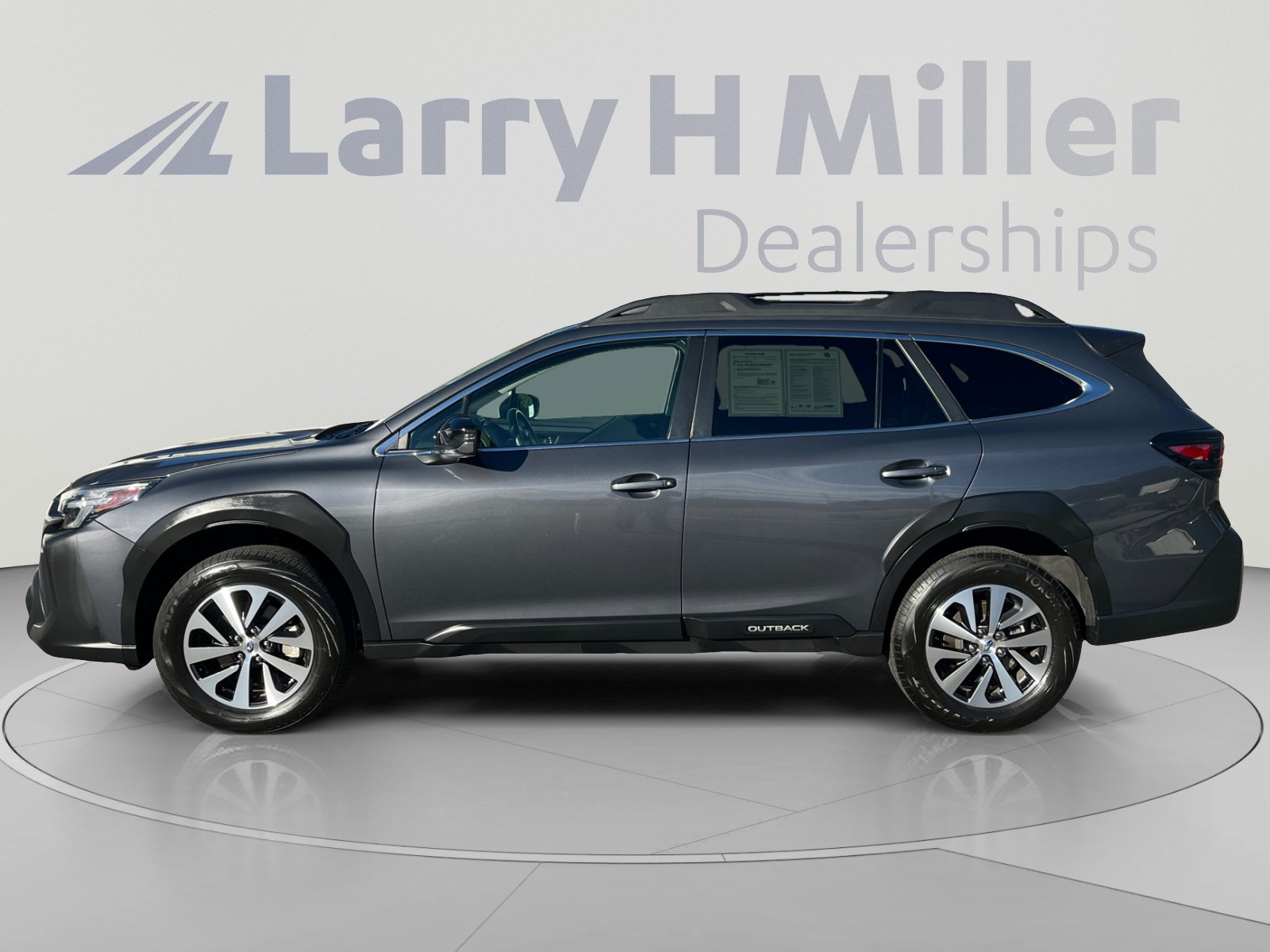 Certified 2024 Subaru Outback Premium AWD/4WD image 2