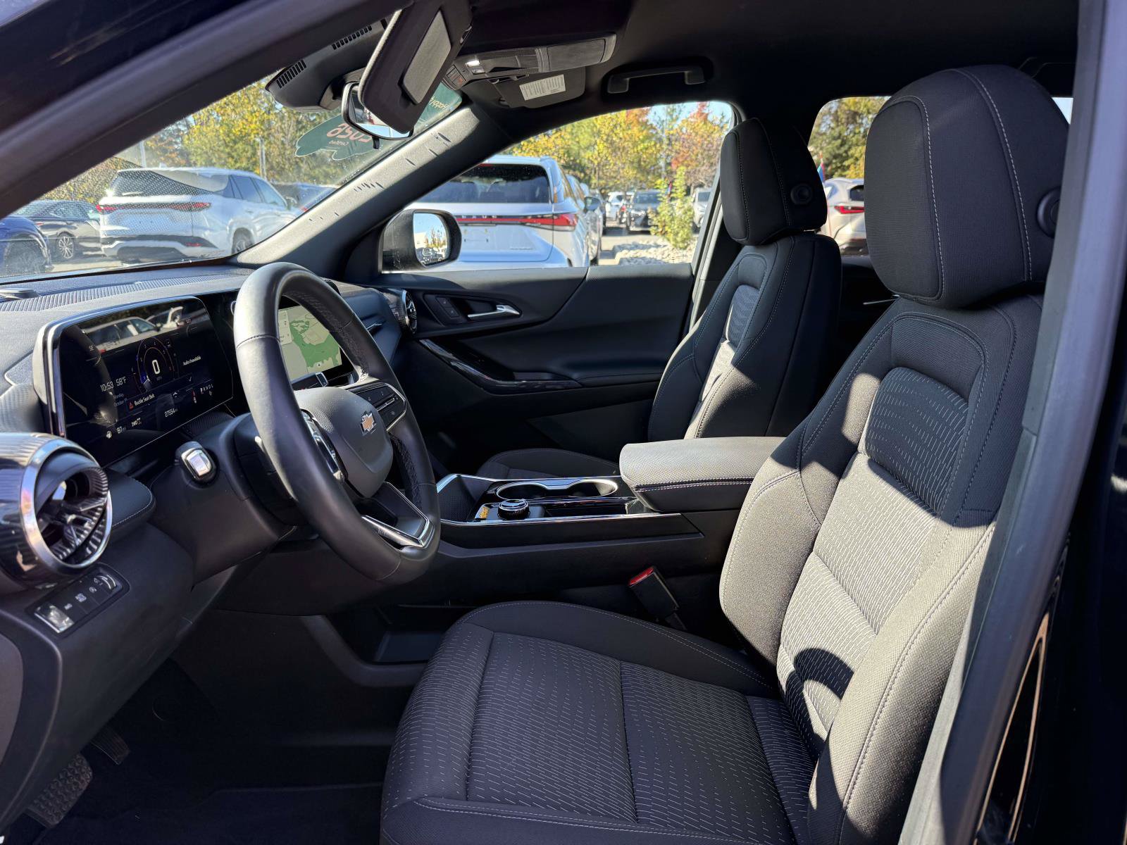 Certified 2026 Chevrolet Equinox LT AWD/4WD image 13