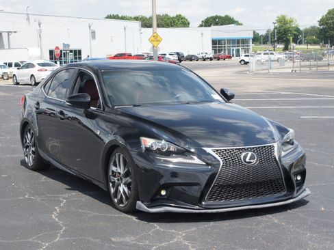 Used 2016 Lexus IS 200t w/ F Sport Package RWD image 24