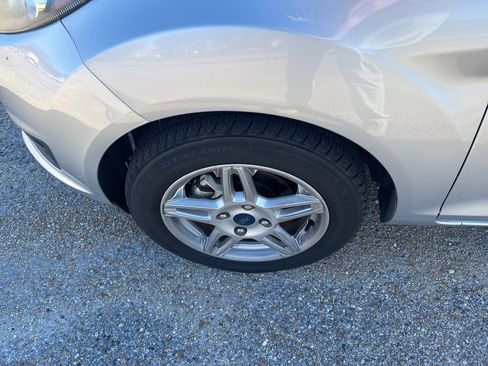 Used 2018 Ford Fiesta SE image 22