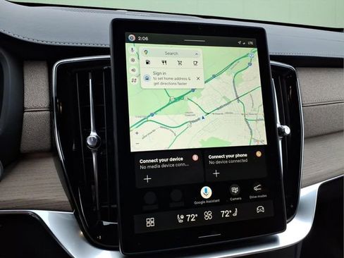 New 2026 Volvo XC90 B6 Plus w/ Protection Package Premier image 18