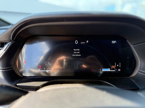 Used 2021 Jeep Grand Cherokee L Overland w/ Advanced Protech Group III image 10