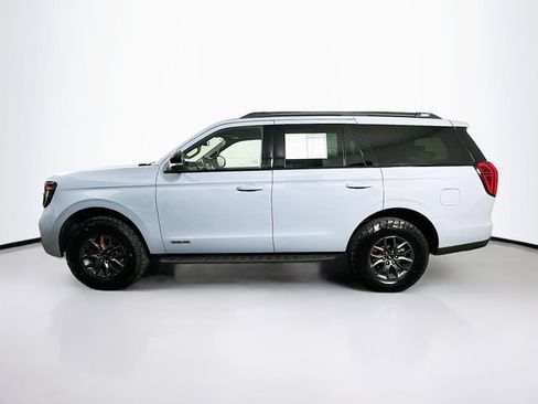 Used 2025 Ford Expedition Tremor AWD/4WD image 5