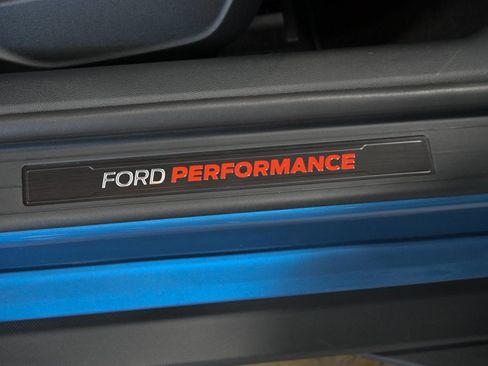Used 2020 Ford Mustang Shelby GT500 w/ Carbon Fibre Track Pack RWD image 42