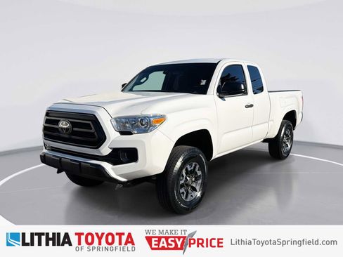 Certified 2022 Toyota Tacoma SR RWD image 1