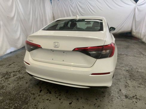 Used 2024 Honda Civic EX image 8