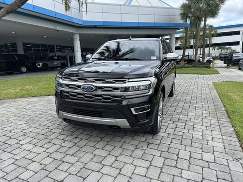Used 2022 Ford Expedition Platinum AWD/4WD image 19