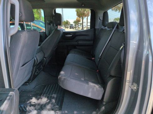Used 2023 Chevrolet Silverado 1500 Custom AWD/4WD image 22