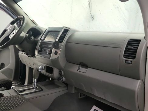 Used 2019 Nissan Frontier Desert Runner image 28