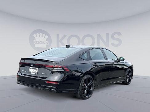 Used 2024 Honda Accord Sport image 7
