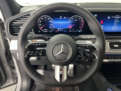New 2026 Mercedes-Benz GLS 450 4MATIC image 29