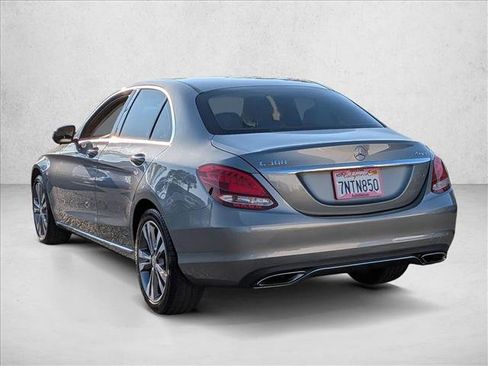 Used 2016 Mercedes-Benz C 300 4MATIC Sedan image 8