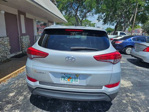 Used 2017 Hyundai Tucson SE FWD image 5