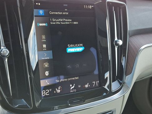 Used 2021 Volvo S60 T6 Momentum w/ Climate Package image 23