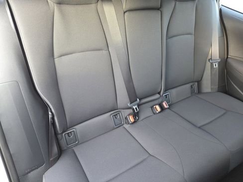 Used 2025 Toyota Corolla LE image 26