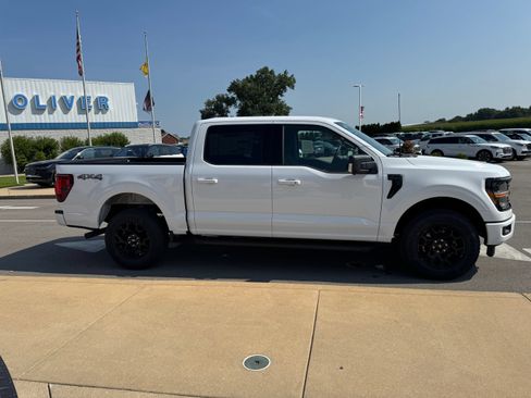 New 2026 Ford F150 XLT w/ Equipment Group 302A MID AWD/4WD image 8