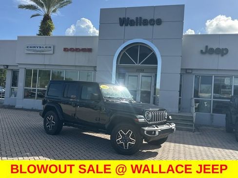Used 2026 Jeep Wrangler Unlimited Sahara AWD/4WD image 1