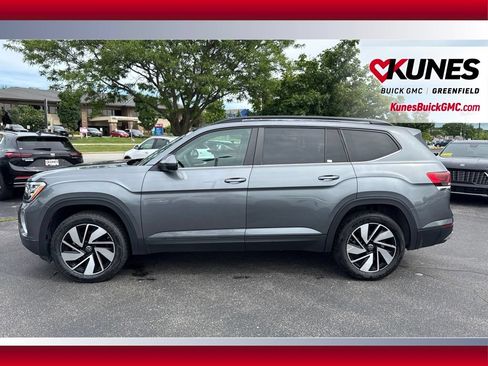 Used 2025 Volkswagen Atlas SE FWD image 10