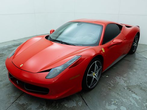 Used 2012 Ferrari 458 Italia Coupe RWD image 4