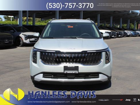 New 2026 Kia Carnival EX image 4