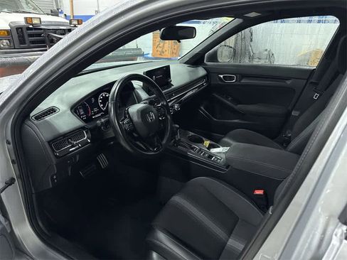 Used 2023 Honda Civic Sport image 27