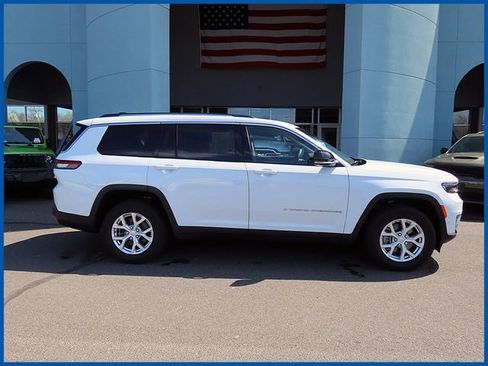Certified 2023 Jeep Grand Cherokee L Limited w/ Luxury Tech Group II AWD/4WD image 1
