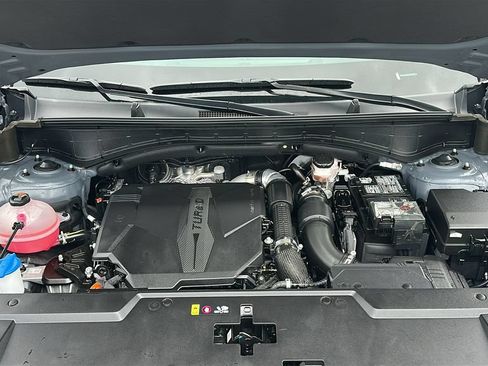 Certified 2025 Hyundai Santa Fe Limited FWD image 3