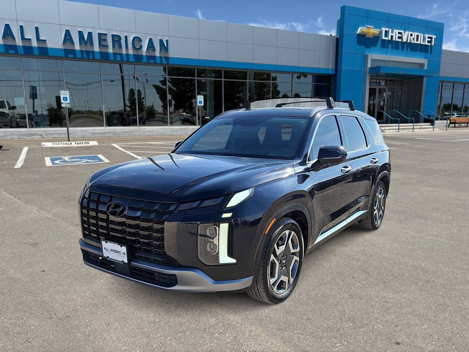 Used 2023 Hyundai Palisade Limited FWD image 4