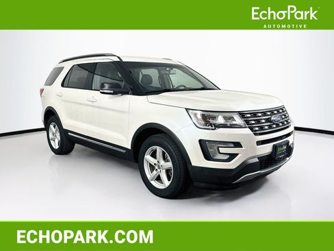Used 2016 Ford Explorer XLT w/ Equipment Group 201A AWD/4WD image 1