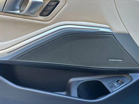 Used 2021 BMW 330i Sedan w/ Premium Package image 33