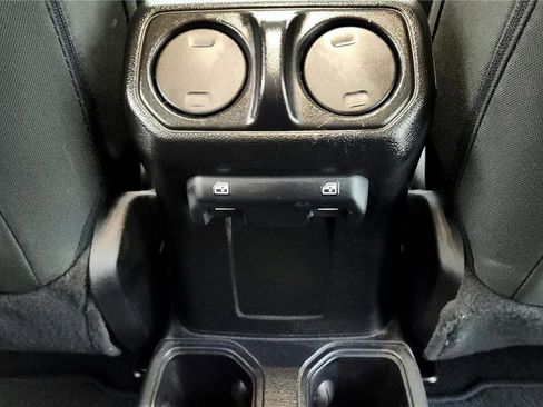 Used 2019 Jeep Wrangler Unlimited Sport S image 30