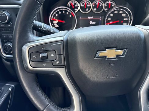 Used 2022 Chevrolet Silverado 1500 LTZ AWD/4WD image 15