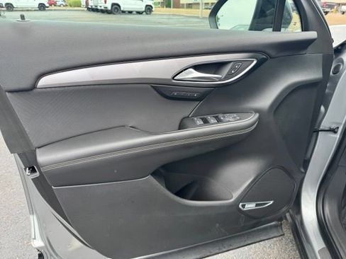 Used 2025 Buick Envision Sport Touring AWD/4WD image 17