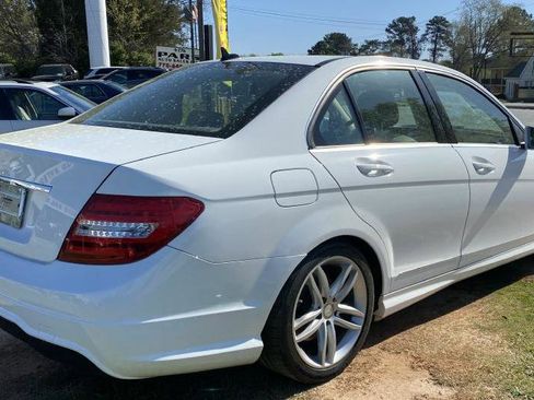 Used 2014 Mercedes-Benz C 250 Sedan image 8