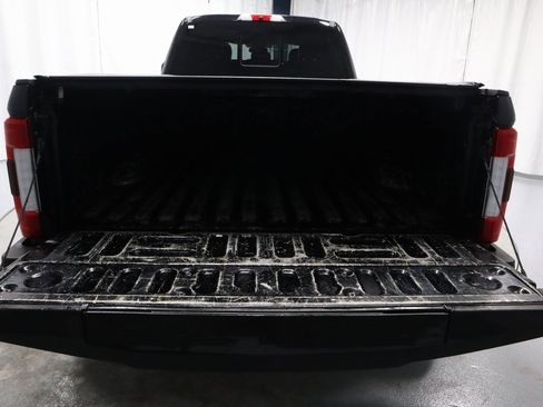 Used 2018 Ford F450 Platinum w/ Platinum Ultimate Package image 18