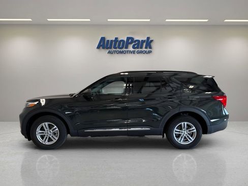 Used 2023 Ford Explorer XLT w/ Class IV Trailer Tow Package AWD/4WD image 4