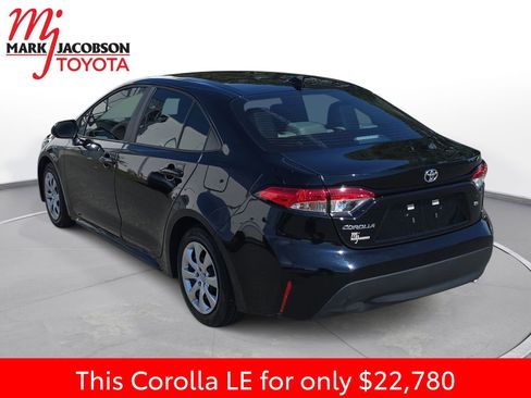 Used 2025 Toyota Corolla LE FWD image 13