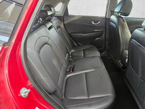 Used 2023 Hyundai Kona Limited w/ Cargo Package FWD image 17