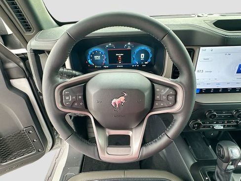 New 2026 Ford Bronco Outer Banks AWD/4WD image 7