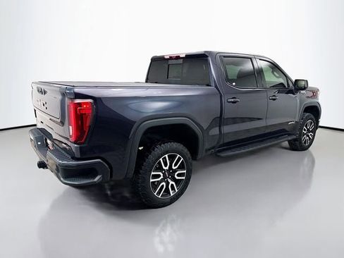 Used 2024 GMC Sierra 1500 AT4 w/ Technology Package image 9