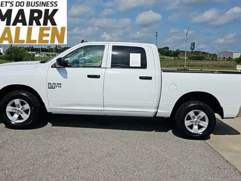Used 2023 RAM 1500 Classic SLT w/ Electronics Group AWD/4WD image 5