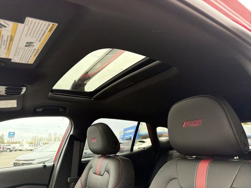 New 2026 Chevrolet Trax RS w/ Sunroof Package image 14