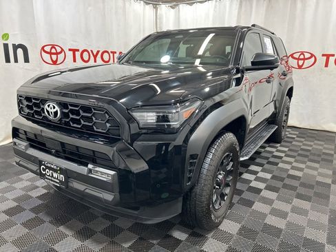 Used 2025 Toyota 4Runner TRD Off-Road Premium w/ Tow Technology Package image 3