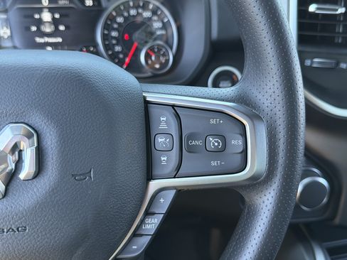 New 2026 RAM 1500 Express AWD/4WD image 19