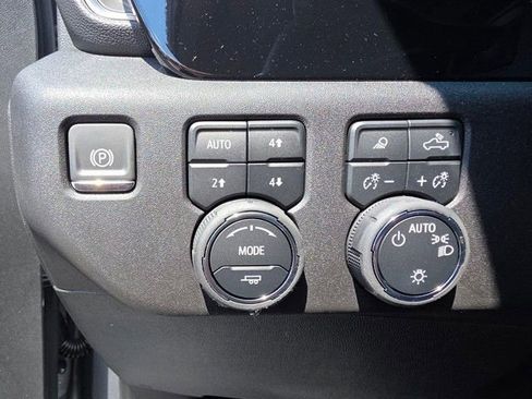 New 2025 Chevrolet Silverado 1500 LT w/ Z71 Off-Road Package image 14