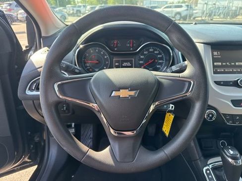 Used 2016 Chevrolet Cruze LS FWD image 25