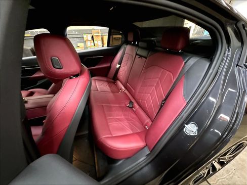 Used 2026 BMW 530i w/ M Sport Package RWD image 29