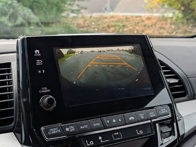 Used 2018 Honda Odyssey EX image 19