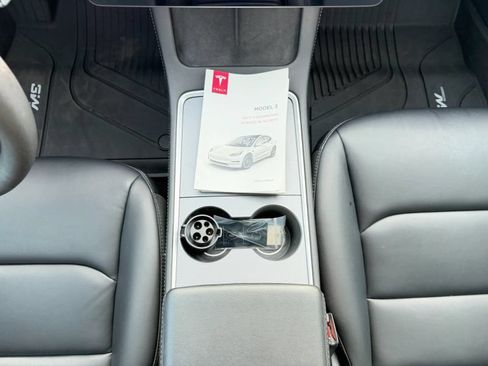 Used 2022 Tesla Model 3 Long Range AWD/4WD image 22